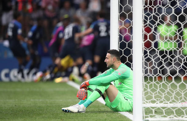 笑容背后的 笑容背后的